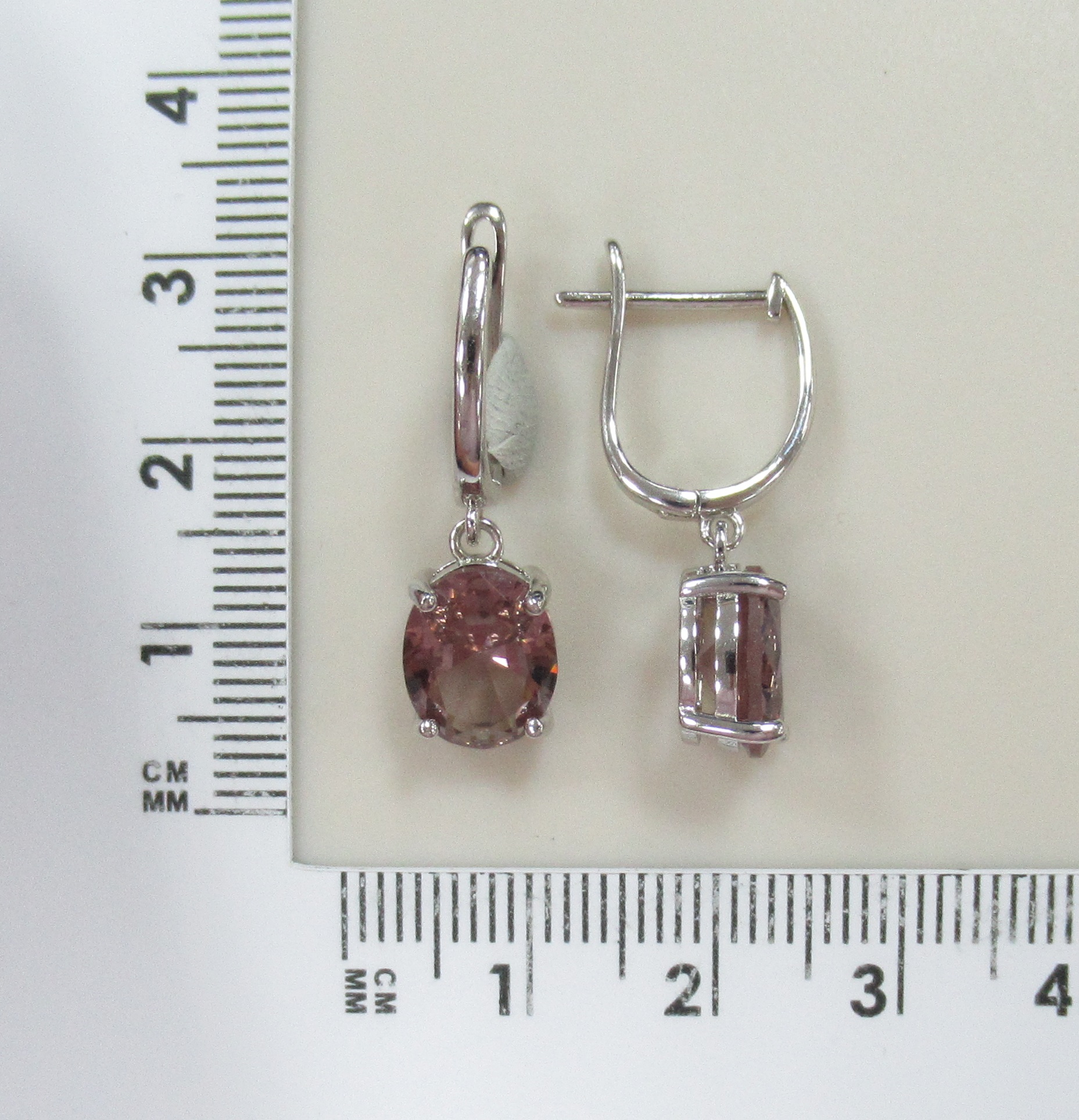 Серебряные серьги с султанитами
